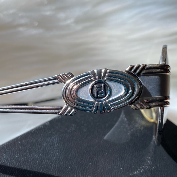 FENDI SUNGLASSES - Picture 5 of 13